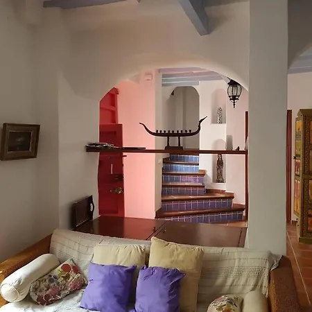 Holiday home Casa Regina Casco Antiguo By Delucaco *