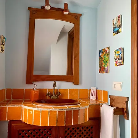 Casa Regina Casco Antiguo By Delucaco