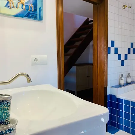 Holiday home Casa Regina Casco Antiguo By Delucaco *