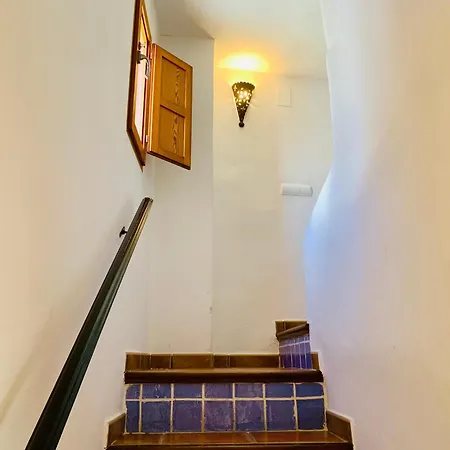 Casa Regina Casco Antiguo By Delucaco *
