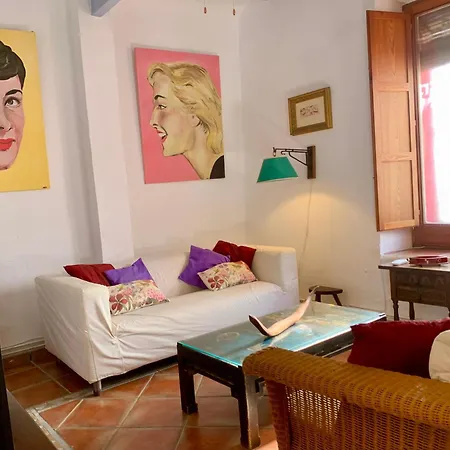 Holiday home Casa Regina Casco Antiguo By Delucaco *
