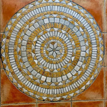 Casa Regina Casco Antiguo By Delucaco